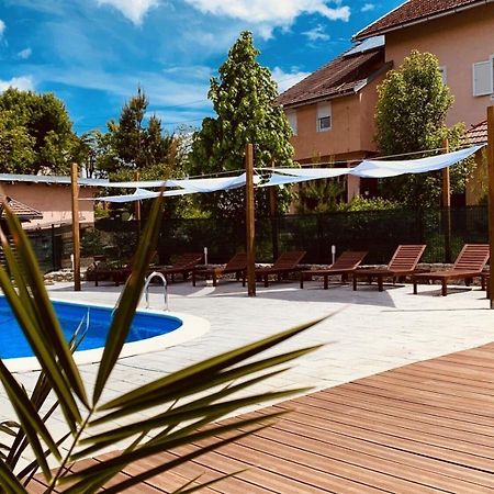 Apartments San - With Pool; Rakovica Zewnętrze zdjęcie