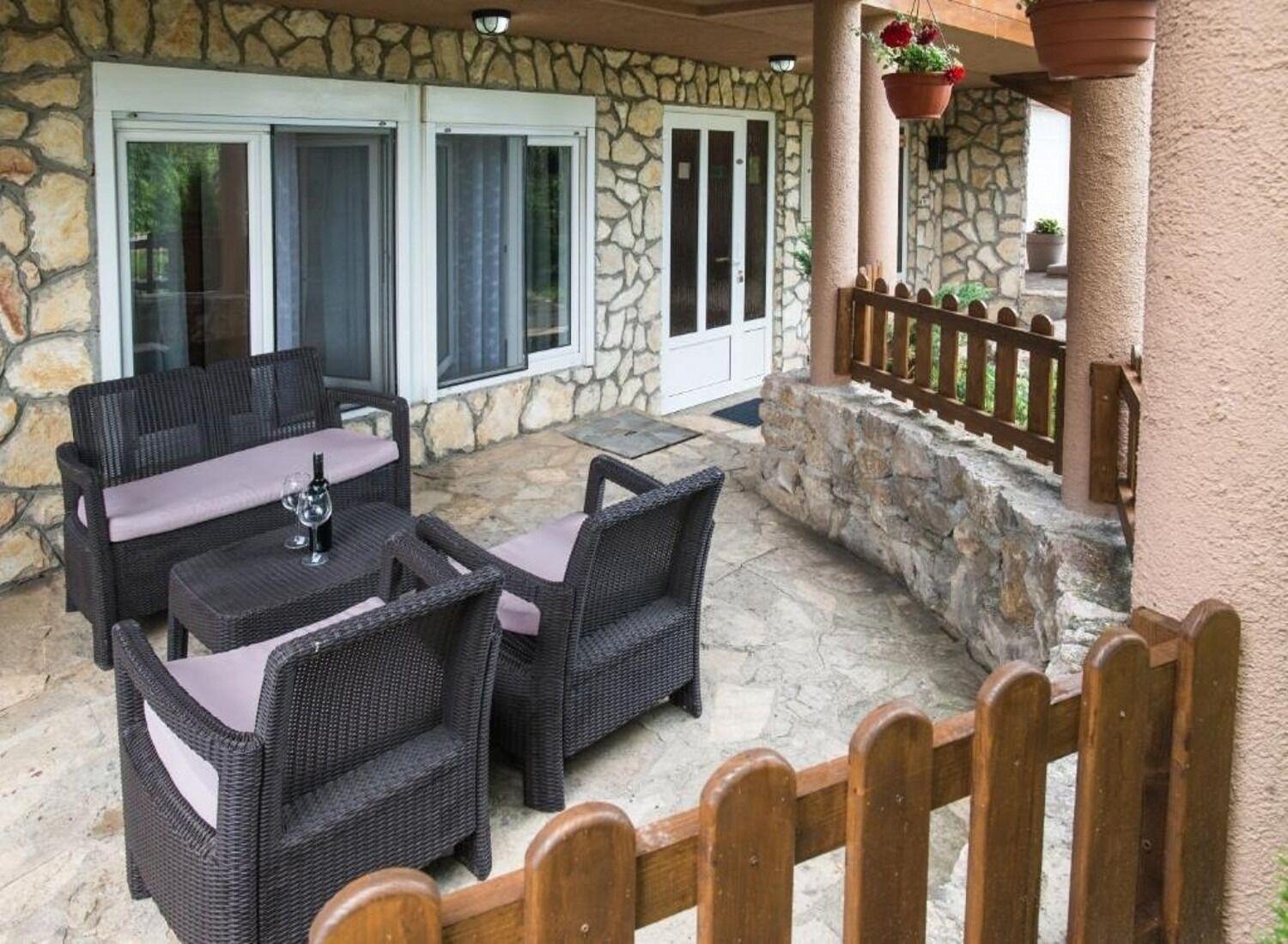 Apartments San - With Pool; Rakovica Zewnętrze zdjęcie